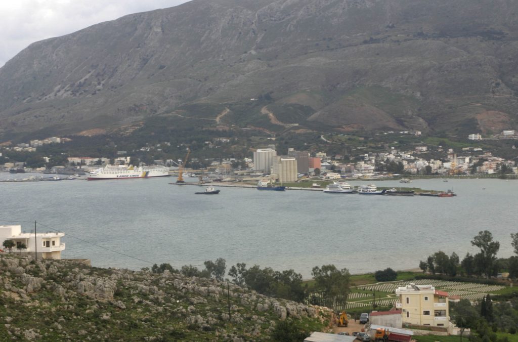 Σύγκρουση πλοίων στο λιμάνι της Σούδας