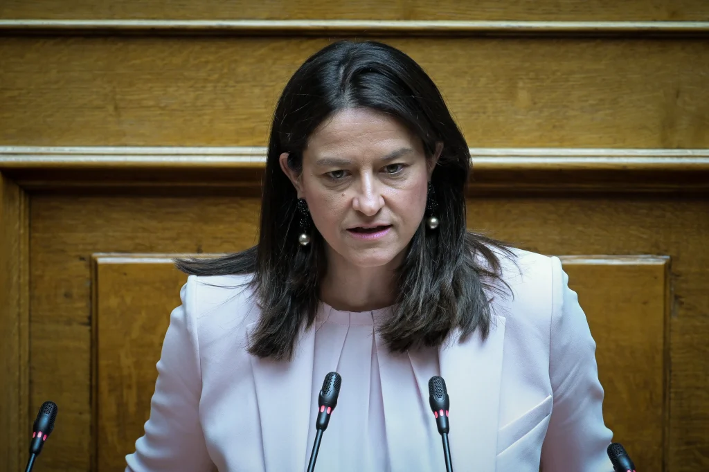 Κεραμέως: Νέα εφαρμογή για γρήγορες προσλήψεις μέσω κινητού