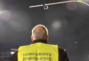 Αττική: Ολοκληρώθηκε η εγκατάσταση 388 καμερών για παραβιάσεις κόκκινου σηματοδότη