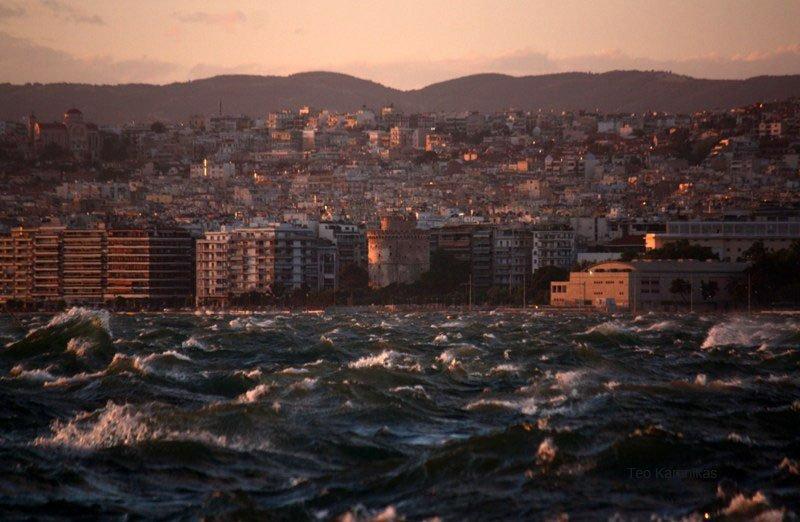 Το φονικό μπουρίνι που σάρωσε τον Θερμαϊκό και άφησε πίσω του νεκρούς