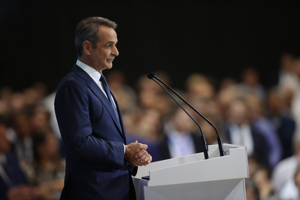 ΔΕΘ: Στο επίκεντρο η μεσαία τάξη – Αυξήσεις μισθών, λιγότερες εισφορές και ενισχύσεις