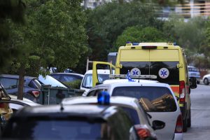 Νέα Σμύρνη: Γυναικοκτονία έξω από πολυκατοικία – Της έστησε καρτέρι, τη σκότωσε και αυτοκτόνησε