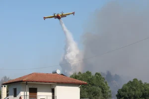 Φωτιά στη Χαλκιδική: Άνοιξε πλατφόρμα διαμονής για τους πυρόπληκτους