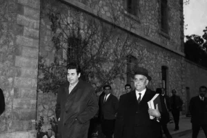 Μίκης Θεοδωράκης: Η δραματική σύλληψή του από τη χούντα