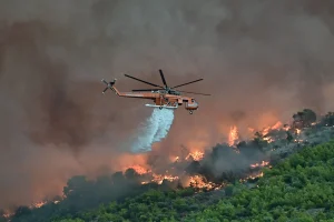 Αττική: Ήχησε ξανά το 112 για Αλεποχώρι, Ψάθα, Βενίζα, Λούμπα και Ζάχουλη