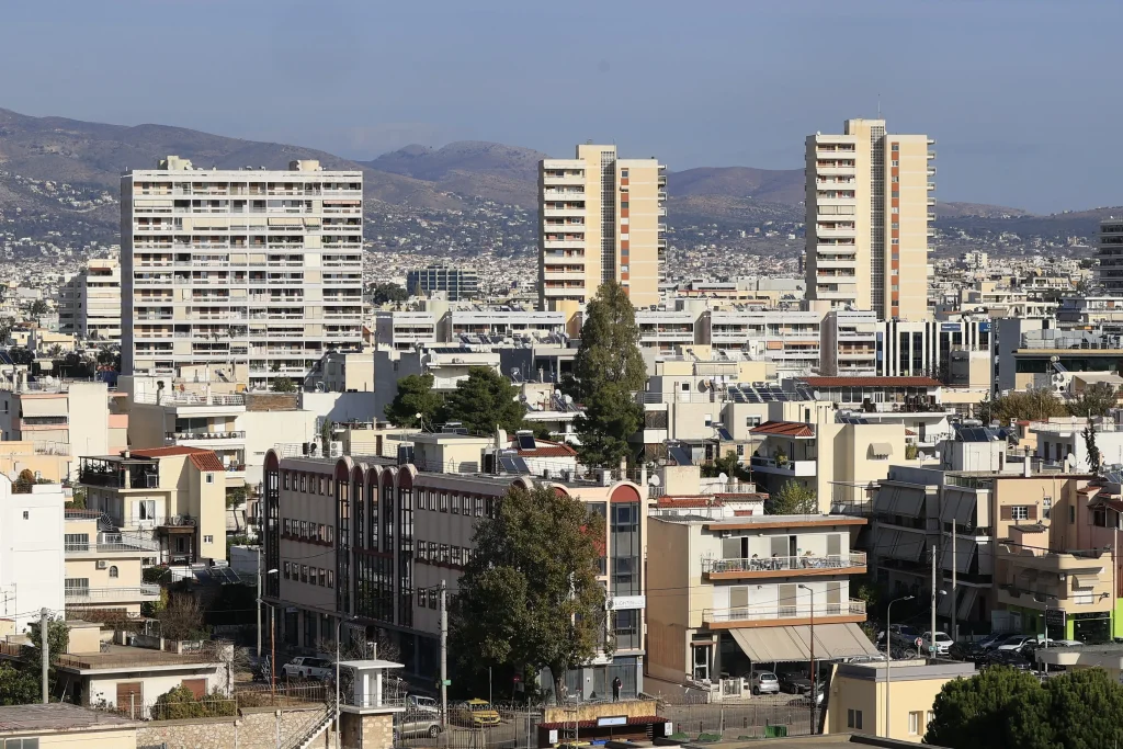 ΑΚΙΝΗΤΑ, ΠΟΛΥΚΑΤΟΙΚΙΑ ΣΠΙΤΙ, ΠΟΛΥΚΑΤΟΙΚΙΕΣ, ΣΠΙΤΙΑ ΠΑΠΑΓΟΥ, ΧΟΛΑΡΓΟΣ (ΚΟΝΤΑΡΙΝΗΣ ΓΙΩΡΓΟΣ EUROKINISSI)