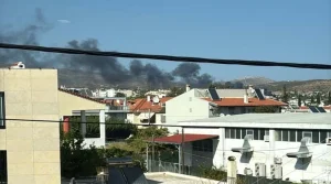 Ανθούσα: Φωτιά τώρα σε εργοστάσιο