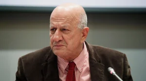 Αντώνης Πανούτσος: Σε κρίσιμη κατάσταση στη ΜΕΘ με ιό του Δυτικού Νείλου