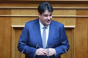 Λιβάνιος: Στις 20.000 οι προσλήψεις στο Δημόσιο το 2027