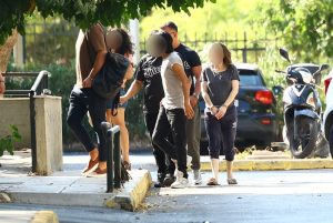 Κυψέλη: «Χτύπησα τον πάγο με μαχαίρι» – Ο ισχυρισμός του 43χρονου για τα τραύματα στο βρέφος