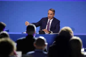 Μητσοτάκης: Το δημογραφικό αφορά μια κοινωνία που γερνάει