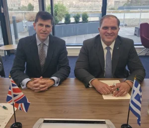 ΑΑΔΕ: Μνημόνιο συνεργασίας με τρεις βρετανικές αρχές κατά του λαθρεμπορίου – Τι προβλέπει