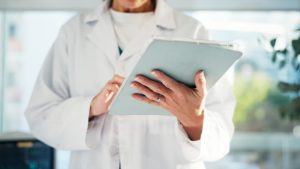 «Προλαμβάνω»: Νέα SMS σε 6 εκατ. πολίτες για δωρεάν εξετάσεις – Ποιοι είναι οι δικαιούχοι