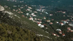 Παράταση έως το 2027 για την εξαγορά καταπατημένων δημοσίων ακινήτων