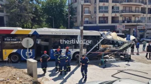Θεσσαλονίκη: Λεωφορείο έπεσε σε στάση στη Νεάπολη – Τουλάχιστον τέσσερις τραυματίες