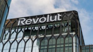 Revolut: Χάκερ ζητούν λύτρα 3 εκατ. δολαρίων – Απειλούν να πουλήσουν δεδομένα πελατών