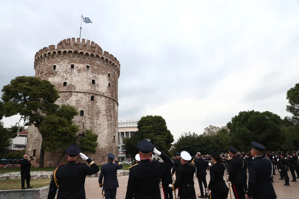 28η Οκτωβρίου 2026: Τι ώρα και σε ποιο κανάλι θα δείτε σήμερα την παρέλαση