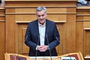 Χάρης Μαμουλάκης: Παραιτήθηκε από το βουλευτικό αξίωμα
