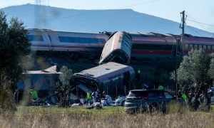Σιδηροδρομική τραγωδία στην Ισπανία: Τουλάχιστον 39 νεκροί από σύγκρουση δύο τρένων