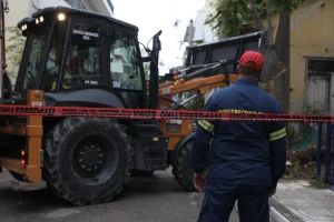Ακαδημία Πλάτωνος: Δεν εντοπίστηκαν εγκλωβισμένοι μετά την κατάρρευση στέγης
