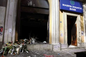 Marfin: Στη φυλακή δύο κατηγορούμενοι μετά τη νέα δίωξη με τον αντιτρομοκρατικό νόμο